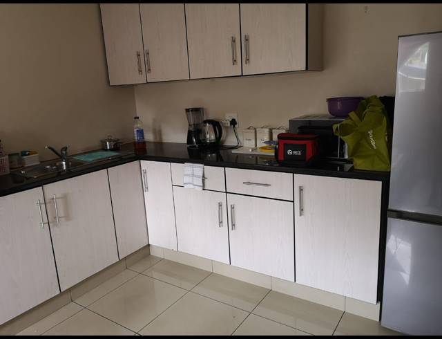 1 BEDROOM APARTMENT TO LET IN PRESTBURY